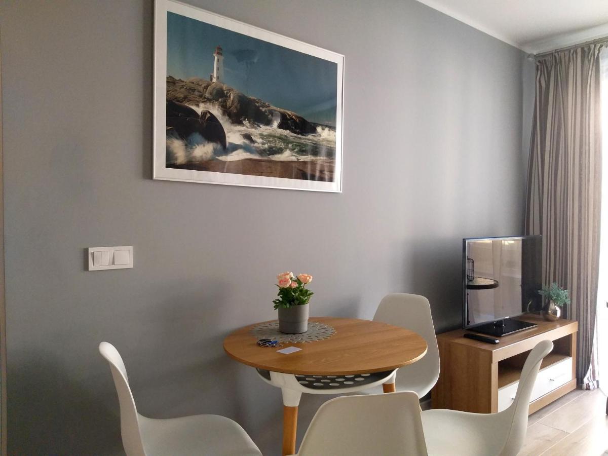 Apartament Ikar - 2 Pokojowy Przy Morzu Z Balkonem Pobierowo Bagian luar foto