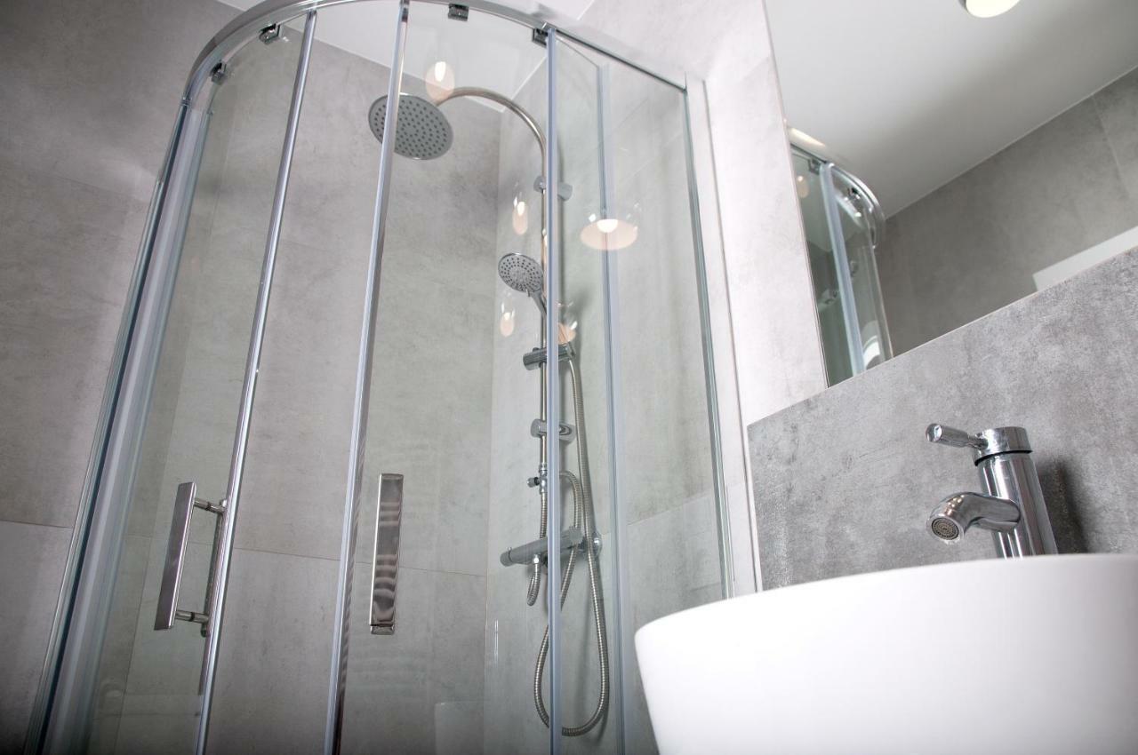 Apartament Ikar - 2 Pokojowy Przy Morzu Z Balkonem Pobierowo Bagian luar foto