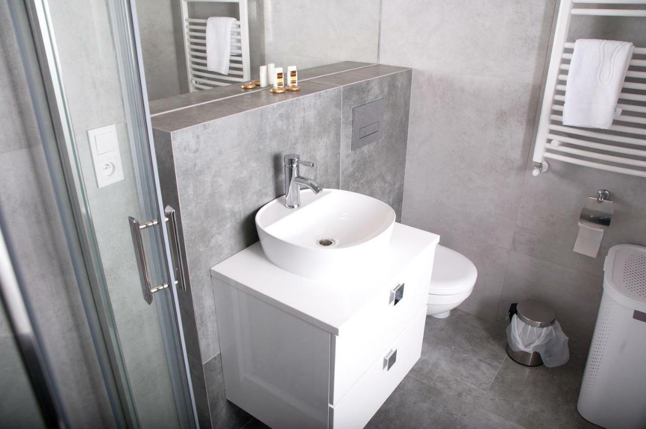 Apartament Ikar - 2 Pokojowy Przy Morzu Z Balkonem Pobierowo Bagian luar foto